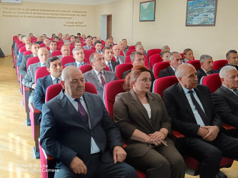 “Şəhərsalma və Memarlıq  ili”çərçivəsində 18 oktyabr-Müstəqilliyin Bərpası Gününə həsr olunmuş “Müstəqilliyimiz, əbədidir, daimidir,dönməzdir”mövzusunda tədbir keçirilib
