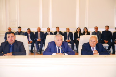 “Konstitusiya və Suverenlik ili”çərçivəsində  “Ümummilli Lider Heydər Əliyev müstəqil Azərbaycan Konstitusiyasının    müəllifidir”    mövzusunda   tədbir keçirlilib.