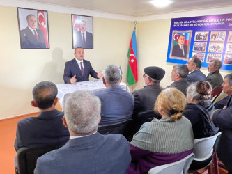 Kəlbəcər rayon İcra Hakimiyyətinin başçısı Azər Qocayev Bərdə rayonu, Lənbərən kəndində və ora yaxın ərazidə yaşayan vətəndaşlar üçün səyyar-görüş qəbulunu keçirib.