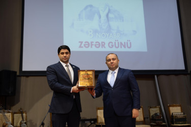 Kəlbəcər rayonunda “8 noyabr –Zəfər günü”nün beşinci ildönümü təntənə ilə qeyd olunub.