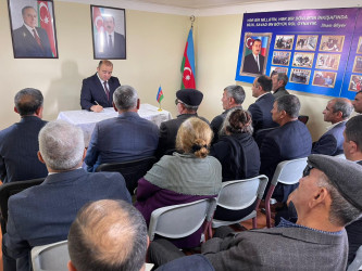 Kəlbəcər rayon İcra Hakimiyyətinin başçısı Azər Qocayev Bərdə rayonu, Lənbərən kəndində və ora yaxın ərazidə yaşayan vətəndaşlar üçün səyyar-görüş qəbulunu keçirib.