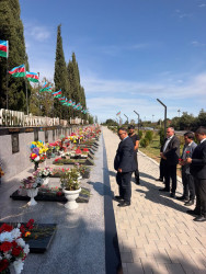 Vətən Müharibəsi şəhidi Verdiyev Eldəniz Rabil oğlunun məzarı ziyarət edilib