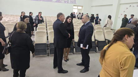 Kəlbəcər rayon İcra Hakimiyyətinin başçısı Azər Qocayev Bakı şəhəri, Qaradağ rayonu, Qobu Park-2 köçkün qəsəbəsində yaşayan vətəndaşlar üçün səyyar-görüş qəbulunu keçirib.