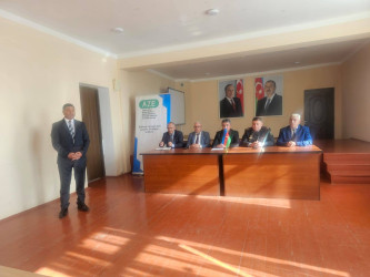 Kibertəhlükəsizlik və sosial şəbəkələrdən səmərəli istifadə" mövzusunda təlim təşkil olunub.