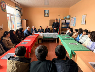 “Erkən nikah və hüquqi aspektlər” mövzusunda maarifləndirici tədbir keçirilib.