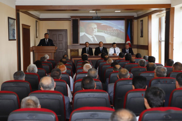 “Şəhərsalma və memarlıq ili”çərçivəsində  “15 İyun- Milli Qurtuluşdan başlayan inkişaf və yüksəliş yolu” mövzusunda tədbir keçirilib.