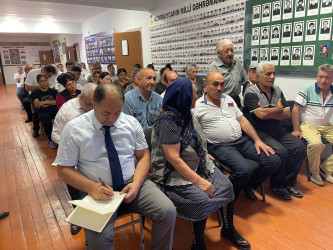 Kəlbəcər rayon İcra Hakimiyyətinin başçısı Azər Qocayev Ağdam rayon, Dördyol-1 köçkün qəsəbəsi, Kəlbəcər rayon 128 saylı tam orta məktəbin inzibati binasında həmin ərazidə yaşayan vətəndaşlar üçün səyyar-görüş qəbulunu keçirib.