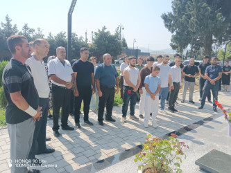Şəhid Əliyev Arif Ağalar oğlunun məzarı ziyarət edilib.