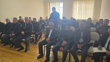 Kəlbəcər rayon İcra Hakimiyyətinin başçısı Azər Qocayev, Kəlbəcər rayon Prokuroru İlkin İsmayılov , Səfərbərlik və Hərbi Xidmətə Çağırış üzrə Dövlət Xidmətinin Kəlbəcər rayon şöbəsinin rəis polkovnik Zöhrab Camalovla birlikdə Beyləqan rayonu, 146 ailəlik Xocavənd qəsəbəsi, Xocavənd rayon Qaradağlı kənd tam orta məktəbinin inzibati binasında  həmin ərazidə yaşayan vətəndaşlar üçün səyyar-görüş qəbulunu keçirib.