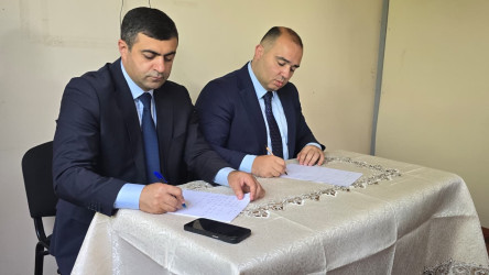 Kəlbəcər rayon İcra Hakimiyyətinin başçısı Azər Qocayev, Kəlbəcər rayon Prokuroru İlkin İsmayılov Oğuz rayonu, Calud-1 qəsəbəsi, Kəlbəcər rayon 95 nömrəli tam orta məktəbin  inzibati binasında  həmin ərazidə yaşayan vətəndaşlar üçün səyyar-görüş qəbulunu keçirib.