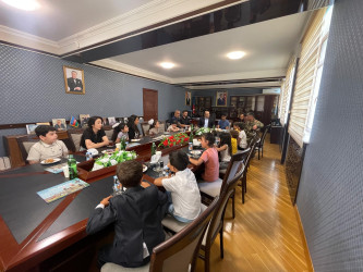 Kəlbəcər rayon İcra Hakimiyyətinin başçısı Azər Qocayev “1 iyun-Uşaqların Beynəlxalq Müdafiəsi Günü”nü şəhid  və qazi övladları ilə birgə qeyd edib.