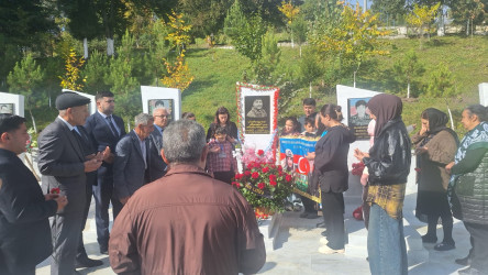 Vətən Müharibəsi şəhidi Abdullayev Şəhriyar Kamil oğlunun ailəsi və məzarı ziyarət edilib