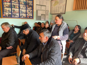 Kəlbəcər rayon İcra Hakimiyyətinin başçısı Azər Qocayev Göygöl rayonu Üçtəpə kəndində və ətraf ərazilərdə yaşayan vətəndaşlar üçün qəbul keçirib.