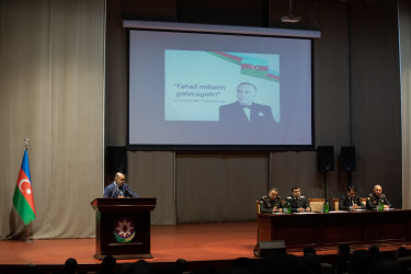 “Son dövrlərdə gənclər arasında artan zorakılıq hallarının qarşısının alınması, pis vərdişlərə qarşı mübarizə yolları, məktəb-uşaq-şagird münasibətlərinin  düzgün qurulması” mövzusunda təhsil işçiləri  ilə konfrans keçirilib.