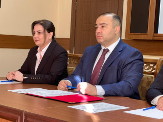 “Şəhərsalma və Memarlıq  İli”ilə bağlı təsdiq edilmiş Tədbirlər Planın Kəlbəcər rayonunda icrasını təmin etmək məqsədi ilə rayonda fəaliyyət göstərən idarə və müəssisə rəhbərləri ilə görüş keçirilmişdir.