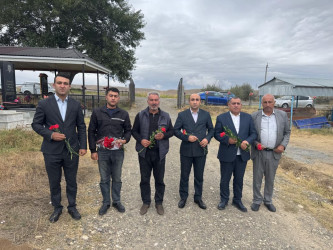 2022-ci ilin sentyabr ayının 12-də Laçın rayonunun Qaragöl ərazisində xidməti vəzifələrini yerinə yetirərkən Erməni Silahlı Birləşmələrinin törətdiyi təxribatın qarşısını alarkən qəhrəmancasına şəhid olmuş leytinant Şirinov Ömər Muğan oğlunun məzarı ziyarət edilib.