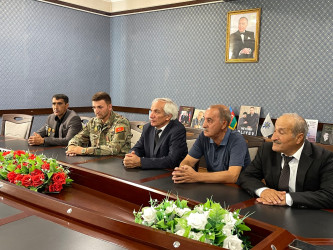 Kəlbəcər Rayon İcra Hakimiyyətinin başçısı Azər Qocayev İctimai Şuranın yeni seçilmiş heyəti ilə görüş keçirib.