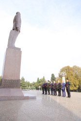 “Konstitusiya və Suverenlik ili”çərçivəsində  “Ümummilli Lider Heydər Əliyev müstəqil Azərbaycan Konstitusiyasının    müəllifidir”    mövzusunda   tədbir keçirlilib.