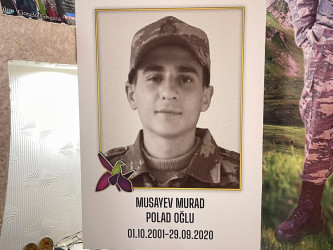 Kəlbəcər rayon İcra Hakimiyyətinin başçısı Azər Qocayev şəhid Musayev Murad Polad oğlunun ailəsini ziyarət edib.