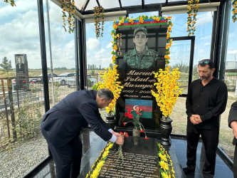 27 sentyabr “Anım Günü” ilə əlaqədar şəhid Musayev Murad Polad oğlunun ailəsi və məzarı ziyarət edilib.