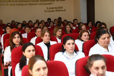 İctimai xadim, görkəmli oftalmoloq alim, akademik, Zərifə xanım Əliyevanın anım gününə həsr olunmuş tədbir keçirilib.
