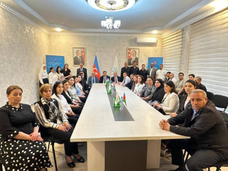 Yeni Azərbaycan Partiyası Kəlbəcər Rayon Təşkilatı tərəfindən “Şəhərsalma və Memarlıq İli” çərçivəsində 15 İyun – Milli Qurtuluş Gününə həsr olunmuş “Milli Qurtuluşdan Zəfərə Aparan Yol” mövzusunda tədbir keçirilib.