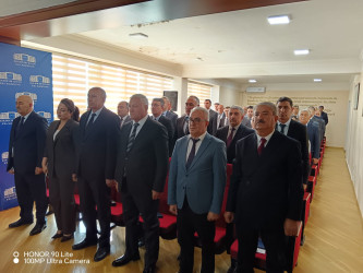 “Şəhərsalma və Memarlıq  ili”çərçivəsində 18 oktyabr-Müstəqilliyin Bərpası Gününə həsr olunmuş “Müstəqilliyimiz, əbədidir, daimidir,dönməzdir”mövzusunda tədbir keçirilib