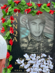 27 sentyabr “Anım Günü” ilə əlaqədar antiterror əməliyyatı  zamanı şəhid olmuş Mehtiyev Şəhriyar Mübariz oğlunun ailəsi və məzarı ziyarət edilib.