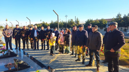 Şəhid Hüseynov Mirzə Xəlifə oğlunun ildönümündə məzarı ziyarət edilib.