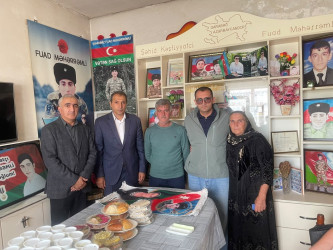 27 sentyabr “Anım Günü” ilə əlaqədar Vətən müharibəsi şəhidi Məhərrəmli Fuad Füzuli oğlunun məzarı və ailəsi ziyarət edilib