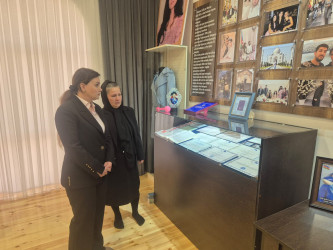 Milli Qəhrəman Hökümə Əliyevanın ailəsi ziyarət edilib.