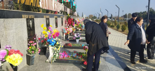 Şəhid Qabilov İsmayıl Əli oğlunun məzarı ziyarət edilib.