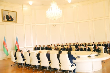 “Konstitusiya və Suverenlik ili”çərçivəsində  “Ümummilli Lider Heydər Əliyev müstəqil Azərbaycan Konstitusiyasının    müəllifidir”    mövzusunda   tədbir keçirlilib.