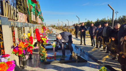 Şəhid Hüseynov Mirzə Xəlifə oğlunun ildönümündə məzarı ziyarət edilib.