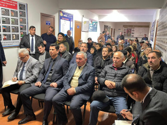 Kəlbəcər rayon İcra Hakimiyyətinin başçısı Azər Qocayev Ağdam rayonu, Dördyol-1 köçkün qəsəbəsində fəaliyyət göstərən  Mədəniyyət evinin   inzibati  binasında həmin ərazidə yaşayan vətəndaşlar üçün səyyar-görüş qəbulunu keçirib.