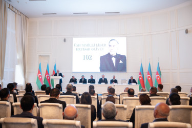 “Konstitusiya və Suverenlik ili”çərçivəsində “Şanlı Zəfərin qazanılmasında Heydər Əliyev siyasətinin rolu”  mövzusunda  Elmi-Praktiki Konfrans keçirilib.