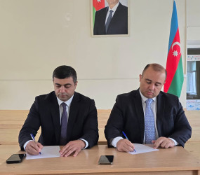 Kəlbəcər rayon İcra Hakimiyyətinin başçısı Azər Qocayev, Kəlbəcər rayon Prokuroru İlkin İsmayılov Şamaxı rayonu Çuxuryurd  kəndi, Nikolay Şeverdyayev adına Çuxuryurd kənd tam orta ümumitəhsil  məktəbin inzibati binasında həmin ərazidə yaşayan vətəndaşlar üçün səyyar-görüş qəbulunu keçirib.