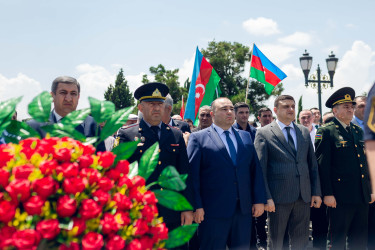 Birinci Qarabağ müharibəsində itkin düşən  Gəncə  Şəhidlər xiyabanında 31 il əvvəl naməlum şəhid kimi dəfn edilmiş, kimliyi bir qədər əvvəl müəyyənləşdirilən Məmmədov Hafiz Qədim oğlunun məzarı abadlaşdırılıb.