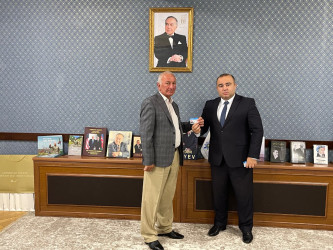 Kəlbəcər Rayon İcra Hakimiyyətinin başçısı Azər Qocayev İctimai Şuranın yeni seçilmiş heyəti ilə görüş keçirib.