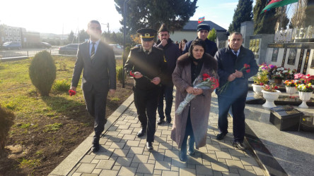 Şəhid Məhəmmədli İsmayıl Mahir oğlunun məzarı və ailəsi ziyarət edilib.