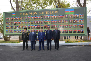 44 günlük Vətən müharibəsində şəhidlik zirvəsinə yüksəlmiş  Abdullayev Şəhriyar Kamil oğlunun ildönümü ilə əlaqədar olaraq məzarı ziyarət edilib.