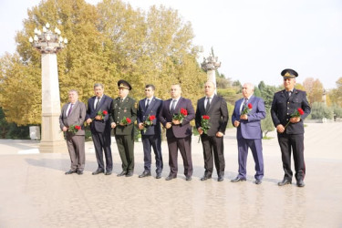 “Konstitusiya və Suverenlik ili”çərçivəsində  “Ümummilli Lider Heydər Əliyev müstəqil Azərbaycan Konstitusiyasının    müəllifidir”    mövzusunda   tədbir keçirlilib.