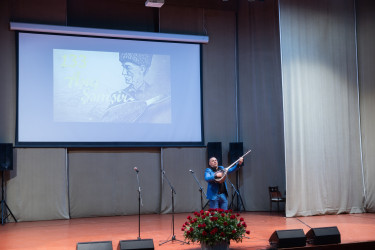 Aşıq Şəmşirin anadan olmasının 133 illiyinə həsr olunmuş  “Dədə öyüdlərinin söz işığında” adlı tədbir keçirilib.