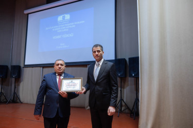 Kəlbəcər Rayon İcra Hakimiyyəti başçısının 2025-ci ilin sosial-iqtisadi inkişafın yekunları və qarşıda duran vəzifələrə həsr olunmuş hesabat yığıncağı keçirilib.