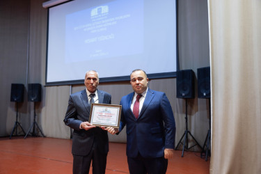 Kəlbəcər Rayon İcra Hakimiyyəti başçısının 2025-ci ilin sosial-iqtisadi inkişafın yekunları və qarşıda duran vəzifələrə həsr olunmuş hesabat yığıncağı keçirilib.