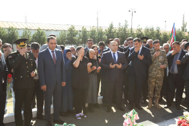 Vətən müharibəsi şəhidləri Məhərrəmli Fuad Füzuli oğlunun və Məmmədov Cavad Səfiyar oğlunun ildönümü ilə əlaqədar Şəhidlərimizin  məzarları ziyarət edilib,