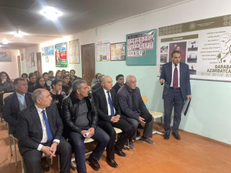 Kəlbəcər rayon İcra Hakimiyyətinin başçısı Azər Qocayev Binəqədi rayonunda müvəqqəti  fəaliyyət göstərən Kəlbəcər rayon 18 nömrəli tam orta məktəbin   inzibati  binasında həmin ərazidə yaşayan vətəndaşlar üçün səyyar-görüş qəbulunu keçirib.