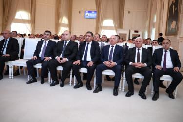 “Şəhərsalma və memarlıq ili”çərçivəsində “Ümummilli Lider Heydər Əliyevin respublikaya rəhbərlik etdiyi illər  Azərbaycan şəhərsalma və memarlığının inkişafında xüsusi mərhələ təşkil edir” mövzusunda  tədbir keçirilib.