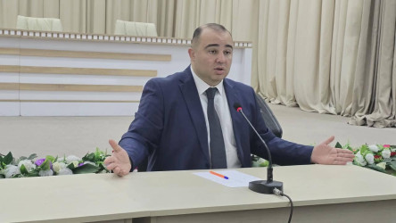 Kəlbəcər rayon İcra Hakimiyyətinin başçısı Azər Qocayev, YAP Kəlbəcər rayon təşkilatının sədri Həbib Misirov Bərdə şəhəri,Bərdə Regional Mədəniyyət İdarəsinin inzibati binasında həmin ərazidə yaşayan vətəndaşlar üçün səyyar-görüş qəbulunu keçirib.