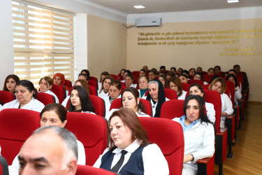 İctimai xadim, görkəmli oftalmoloq alim, akademik, Zərifə xanım Əliyevanın anım gününə həsr olunmuş tədbir keçirilib.